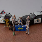 1:64 California Highway Patrol Miniature Figures & Accessories