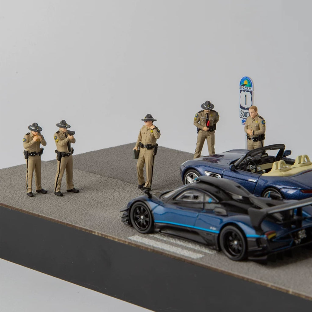 1:64 Florida Highway Patrol Officers & Highway Sign Model Set