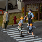 1:64 Japanese Police Miniature Figure Set